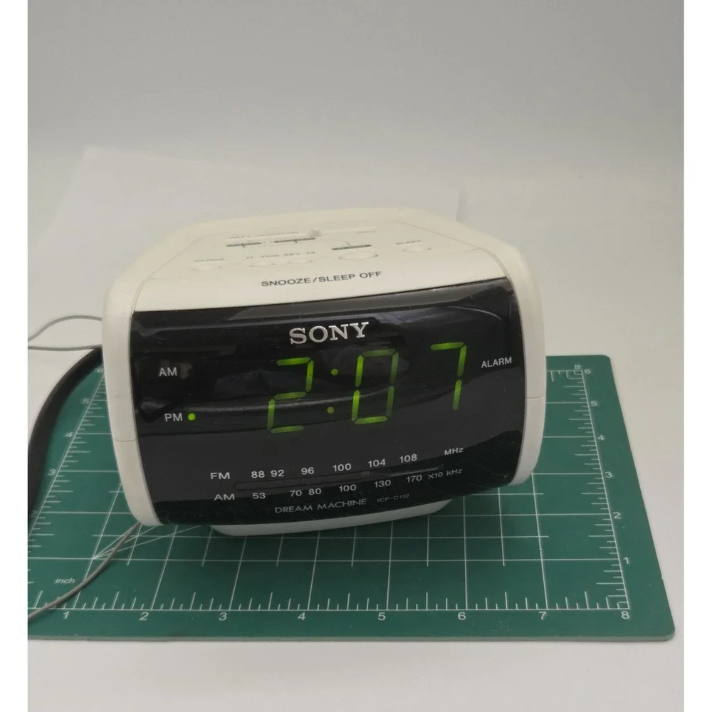 Sony ICF-C112 Dream Machine - Off White Alarm Clock AM/FM Radio Snooze-Working